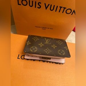 Louis Vuitton Emillie wallet